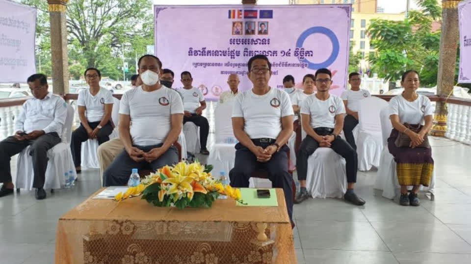柬埔寨卫生官员向民众宣传避免糖尿病的关键措施！