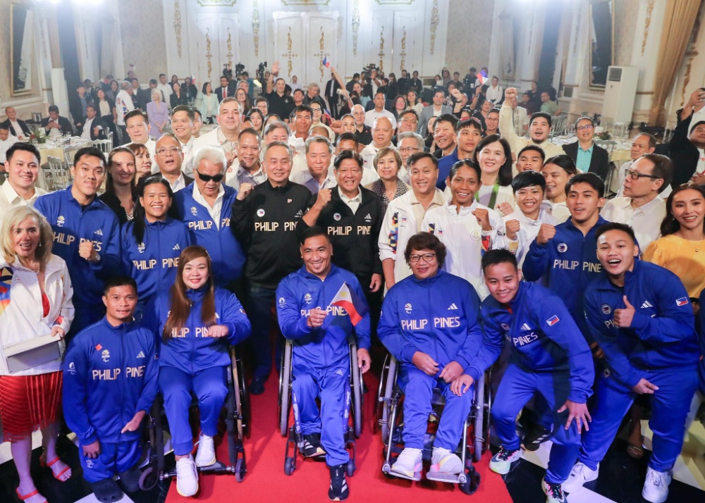 马科斯总统赞扬菲律宾奥运代表队体现国民精神