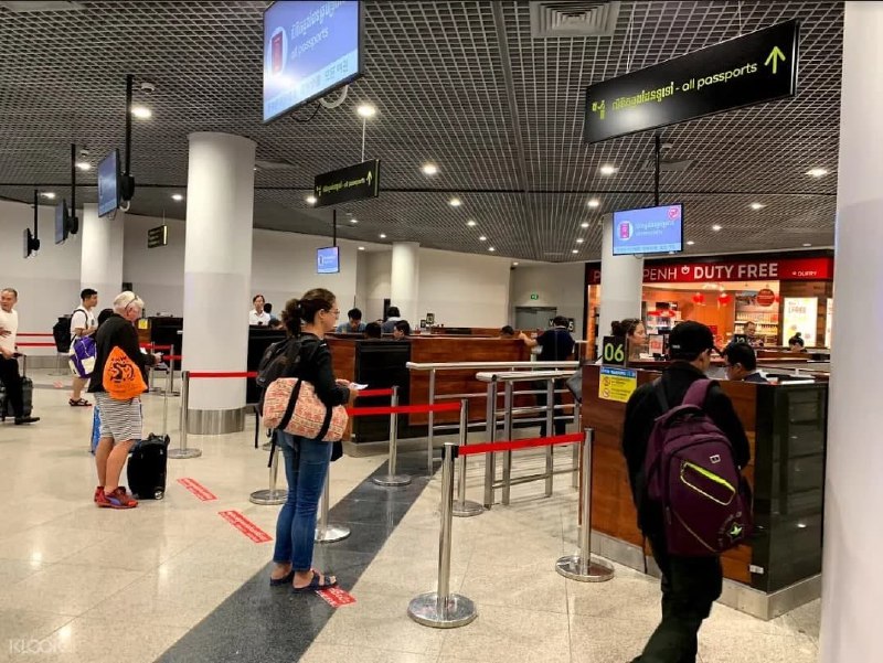 金边机场：4家航空公司下月恢复航班