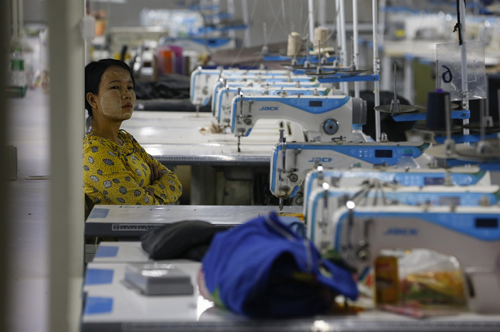 四家国际服装公司撤出缅甸的工厂，理由是劳工条件恶化