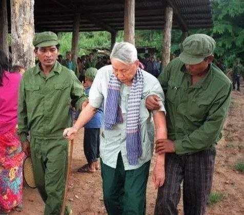 柬埔寨的波尔布特只活了73岁可是他的部下却一个赛一个长寿